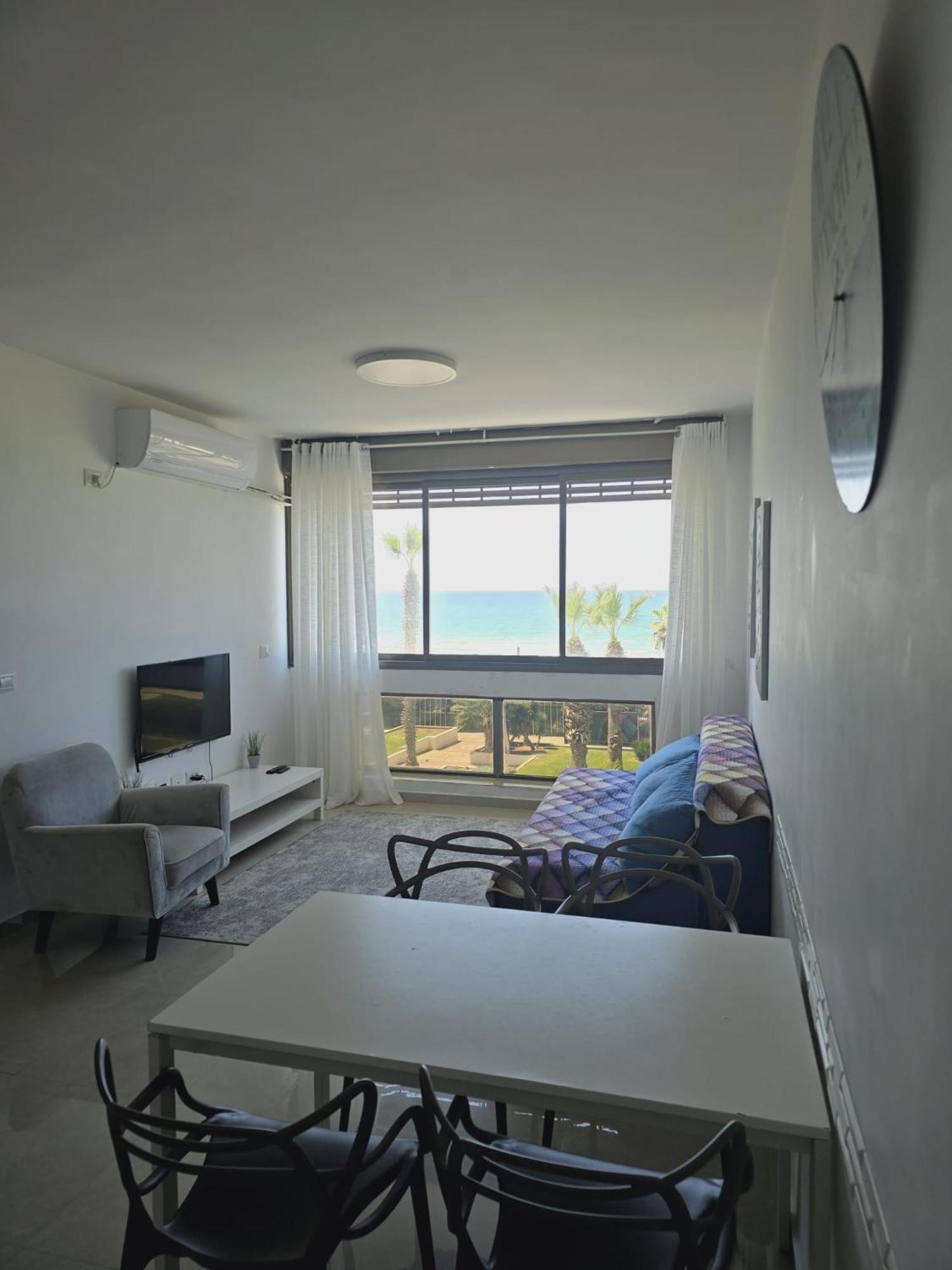 Gk Apartment Beauty 바트얌 외부 사진