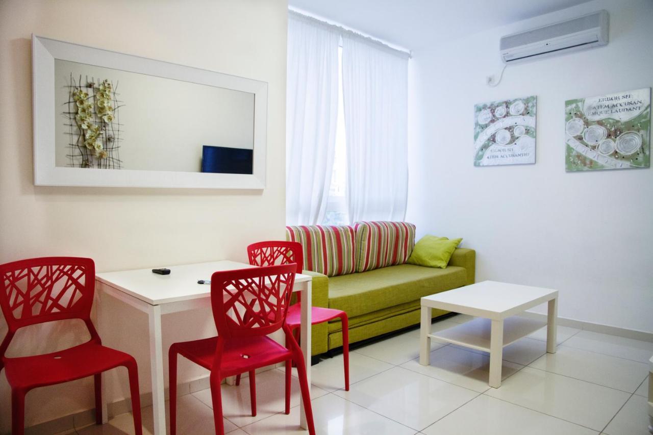 Gk Apartment Beauty 바트얌 외부 사진