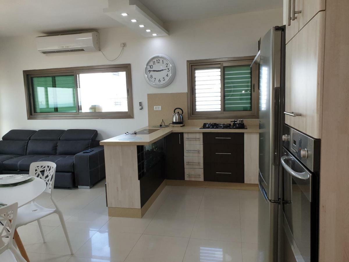 Gk Apartment Beauty 바트얌 외부 사진